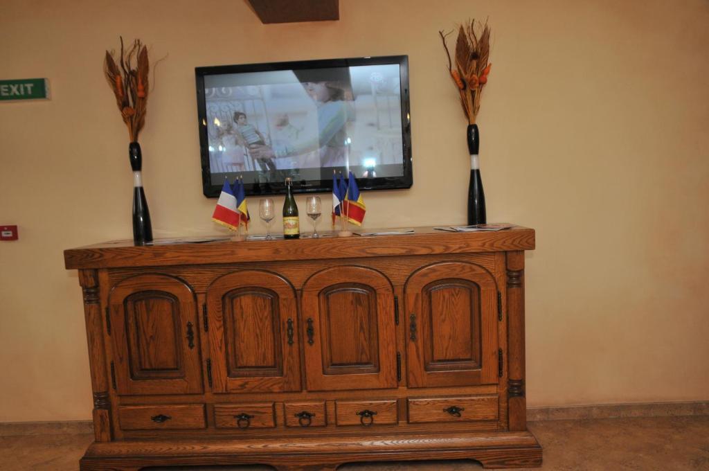 تيميشورا Pensiunea Normandia المظهر الخارجي الصورة